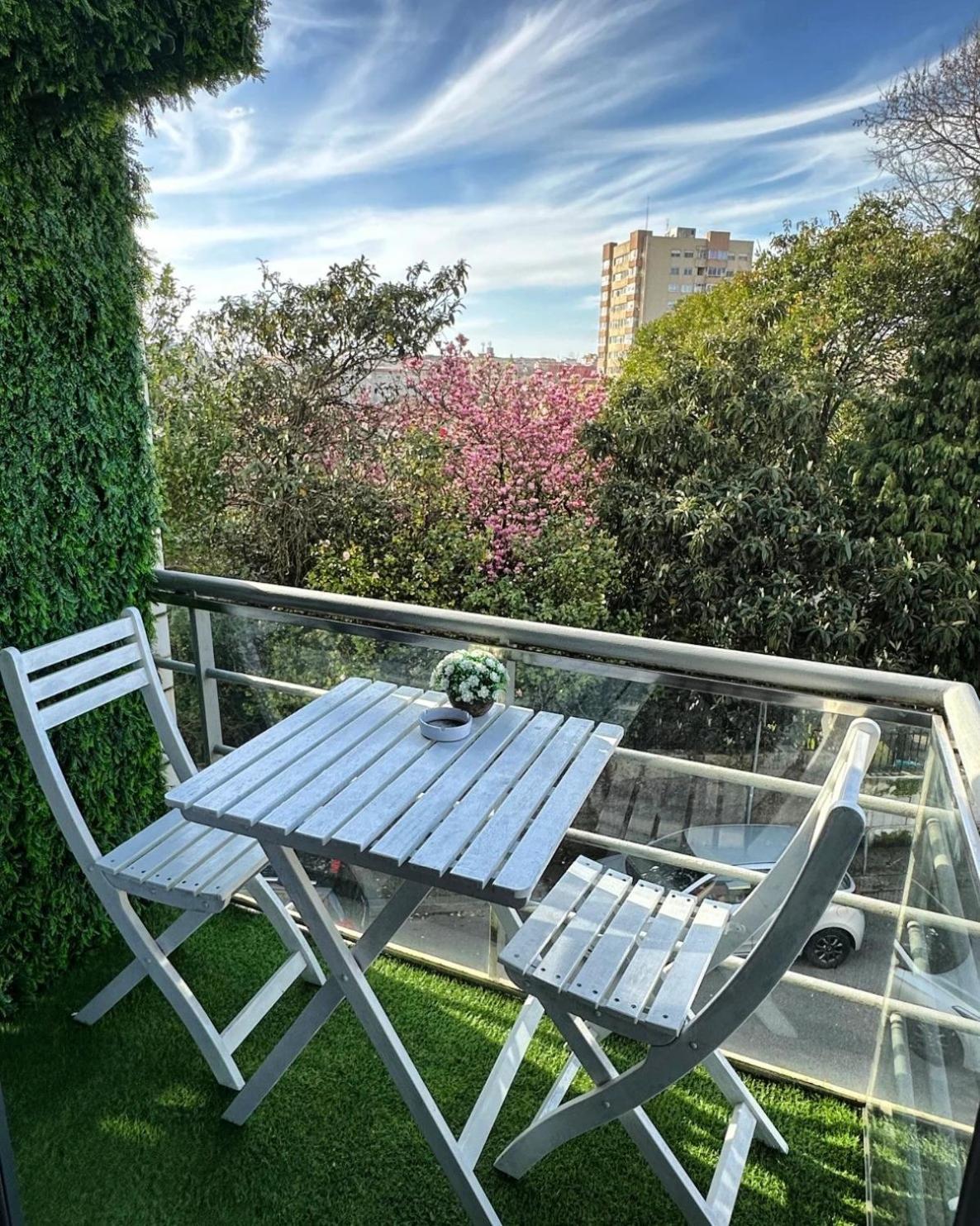 Modern Private Suite With Balcony & Bathroom - King And Queen Beds Vila Nova de Gaia Buitenkant foto