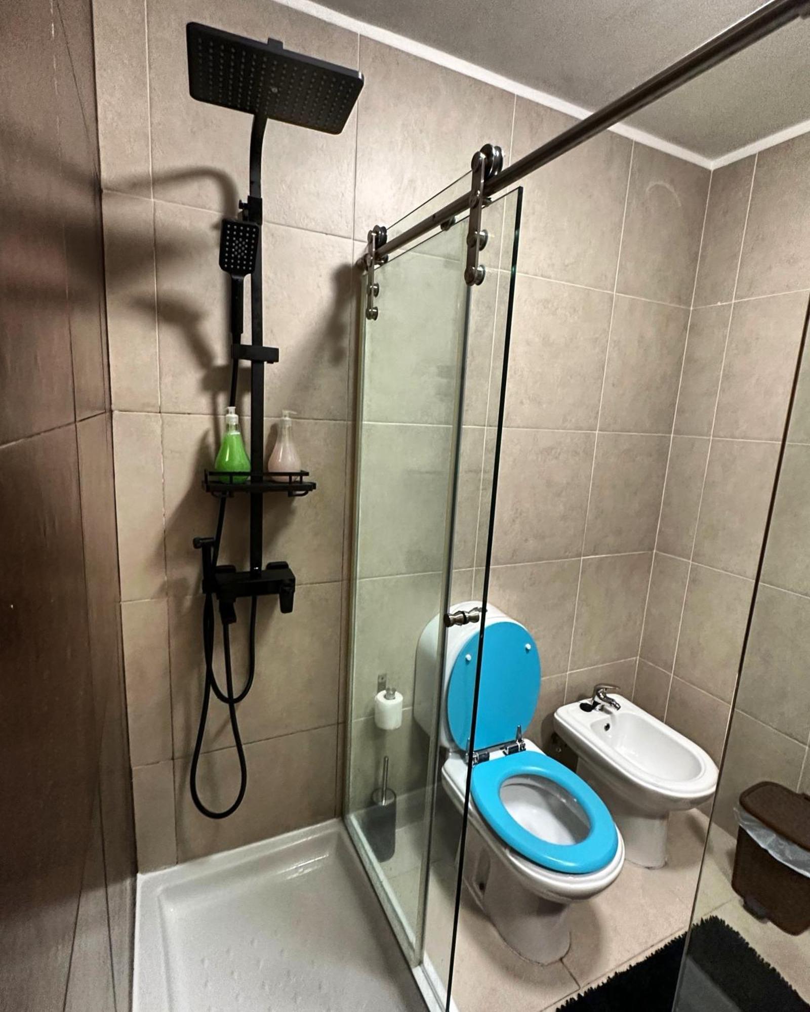 Modern Private Suite With Balcony & Bathroom - King And Queen Beds Vila Nova de Gaia Buitenkant foto